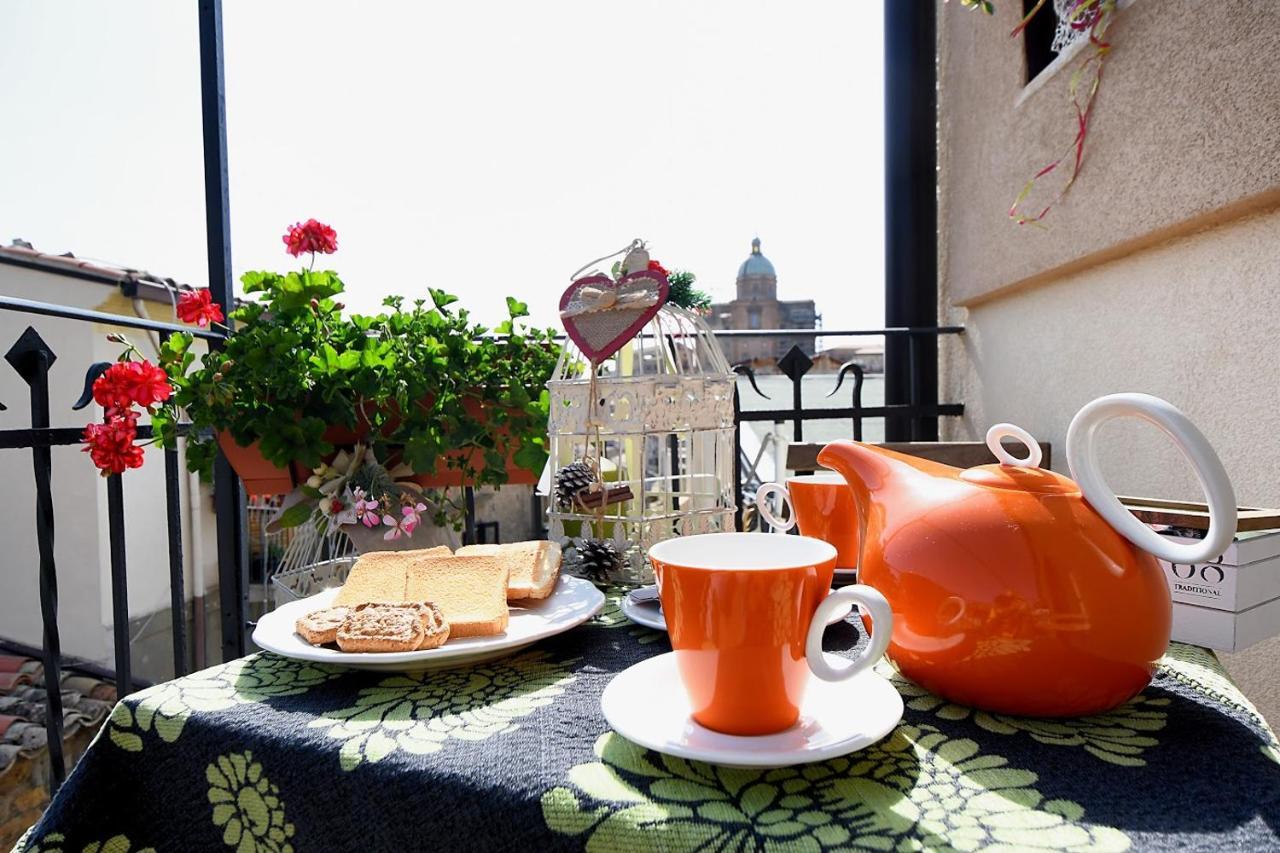 B&B Borgo Antico ピアッツァ・アルメリーナ エクステリア 写真