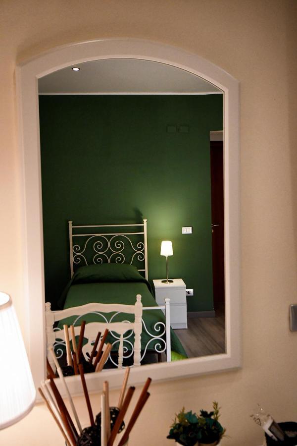 B&B Borgo Antico ピアッツァ・アルメリーナ エクステリア 写真